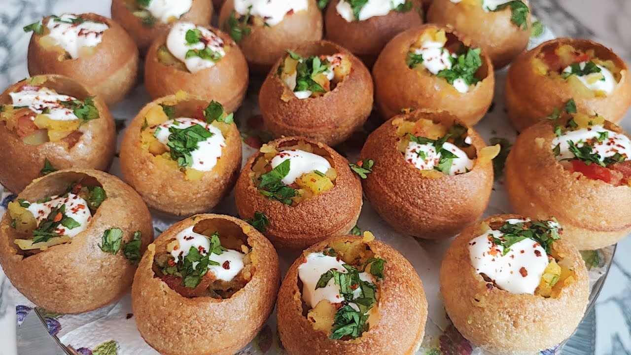 How to make Pani Puri.یک غذایی مزه دار هندی پانی پوری آسان خوشمزه 