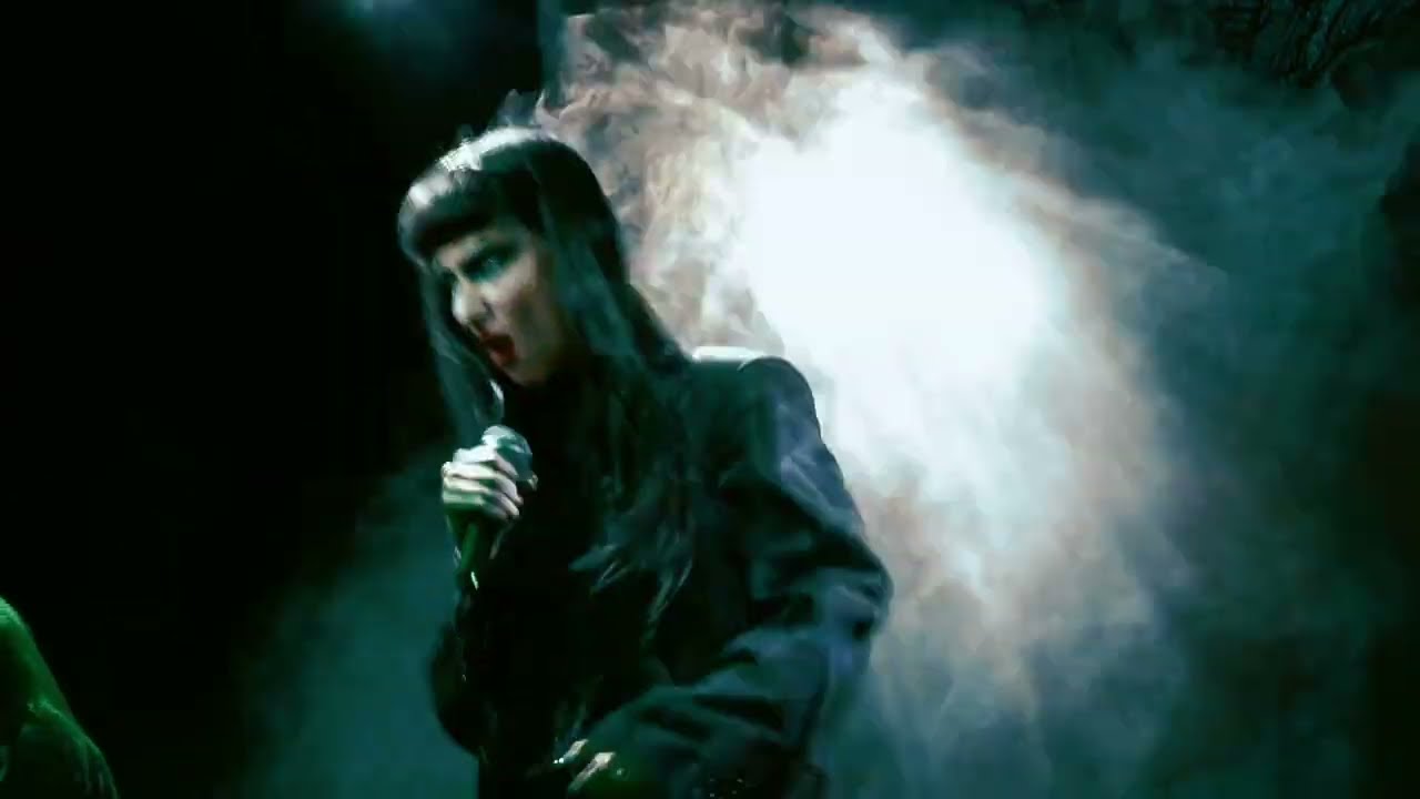 +SHE+ - Paranoia Fantesia (Official Video)