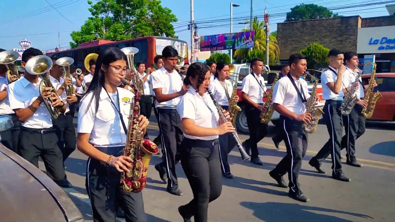 LA CUMBIA ES UNA HEMBRA | INU'S BAND 2019 -