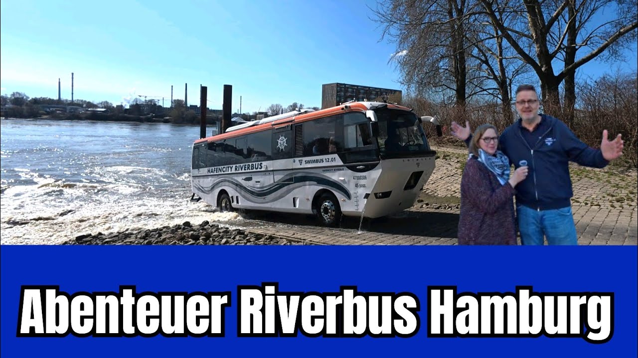 Amphibienbus auf der Elbe - HAFENCITY Riverbus Hamburg