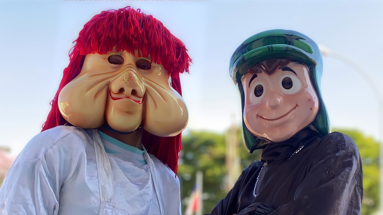 Personagens da carreta fuguetão baiano - Dançando e fazendo a diversão da galera