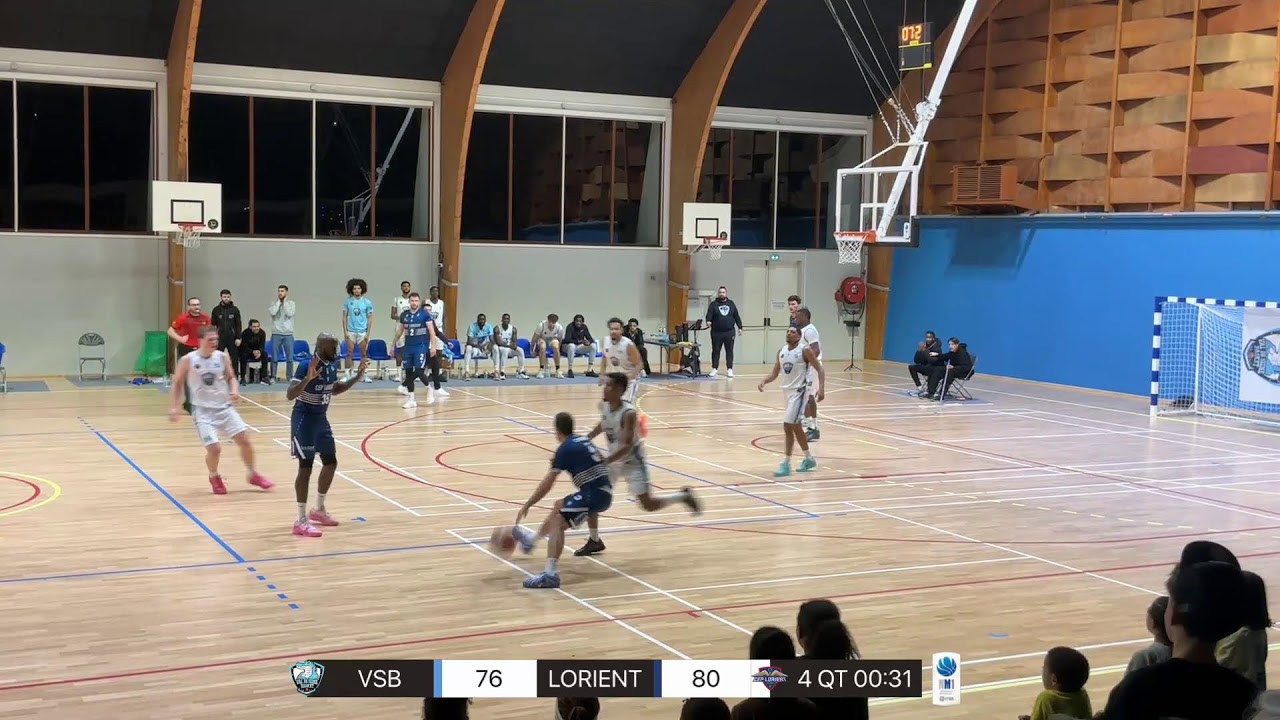 Live propulsé par l'application Swish Live
VSB VS LORIENT