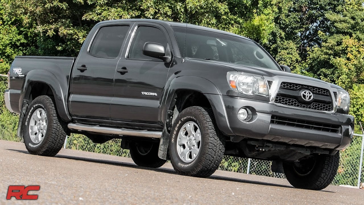 2005-2017 Toyota Tacoma 2-inch Leveling Kit by Rough Country