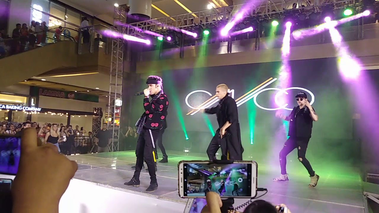 CNCO Live at Sm city cebu ( Philippines)