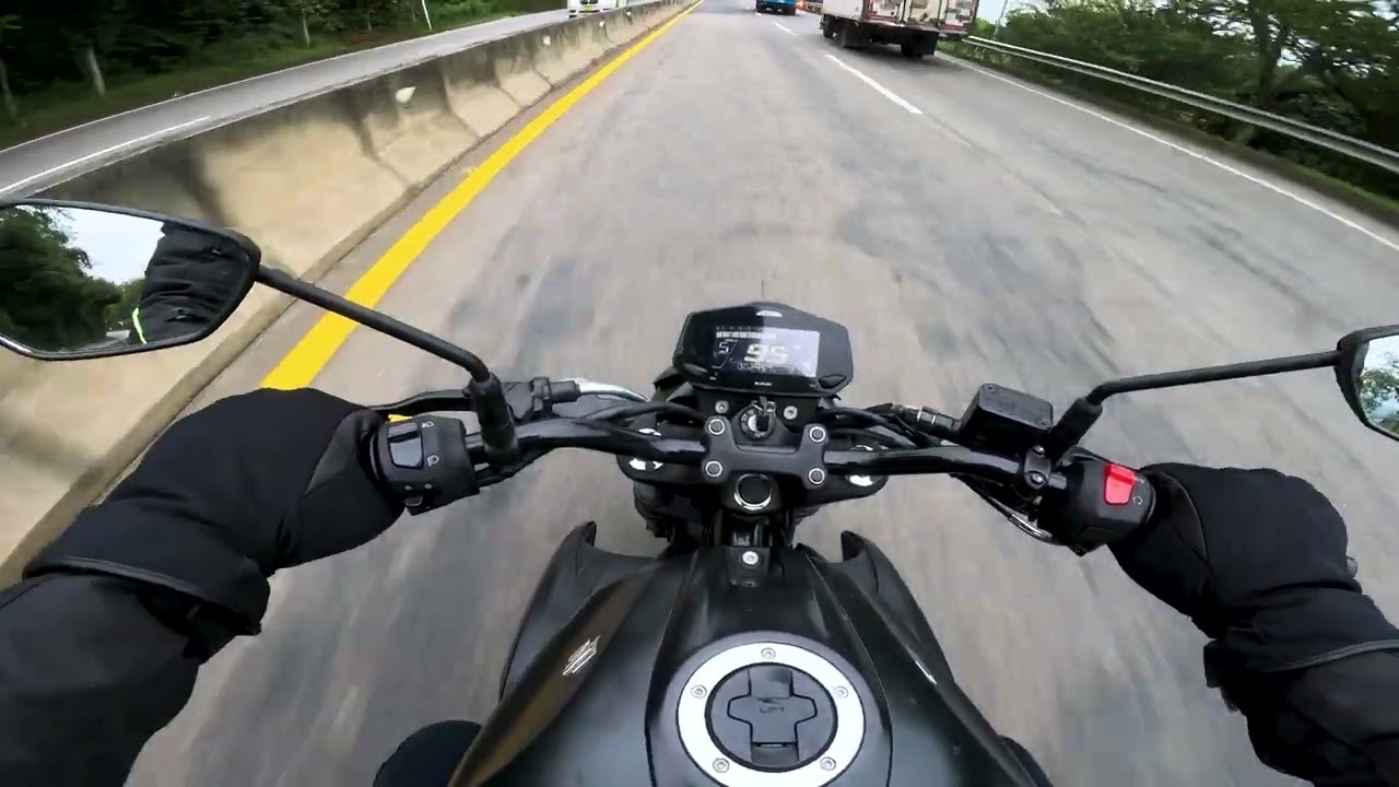 Primer Vlog sin hablar en Suzuki Gixxer 250.