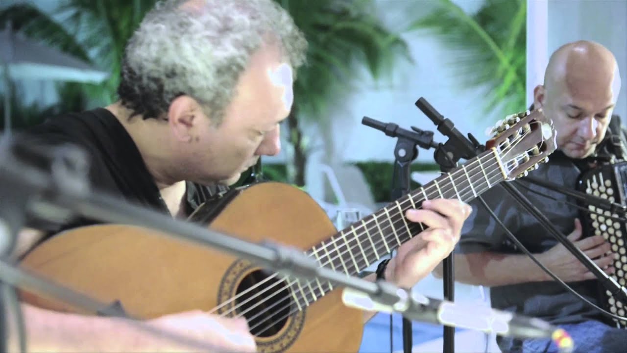 Rudi y Nini Flores "Em Casa" - Sone Que Estaba Contigo