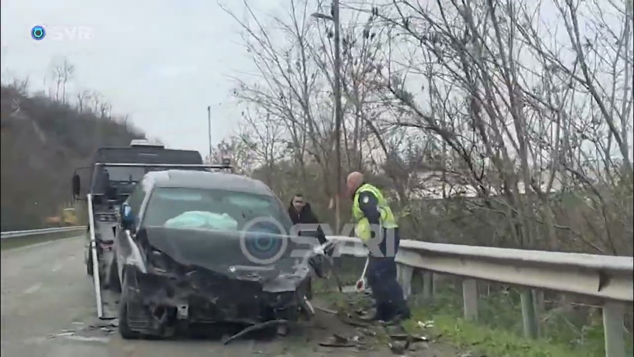 Aksident në rrugën Elbasan–Cërrik, si pasojë e baltës. Tre të plagosur