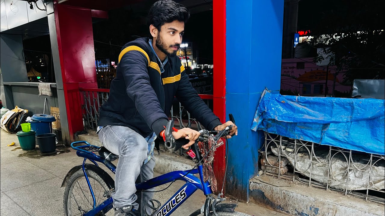 Free time me cycle chalta hua Mein 😄