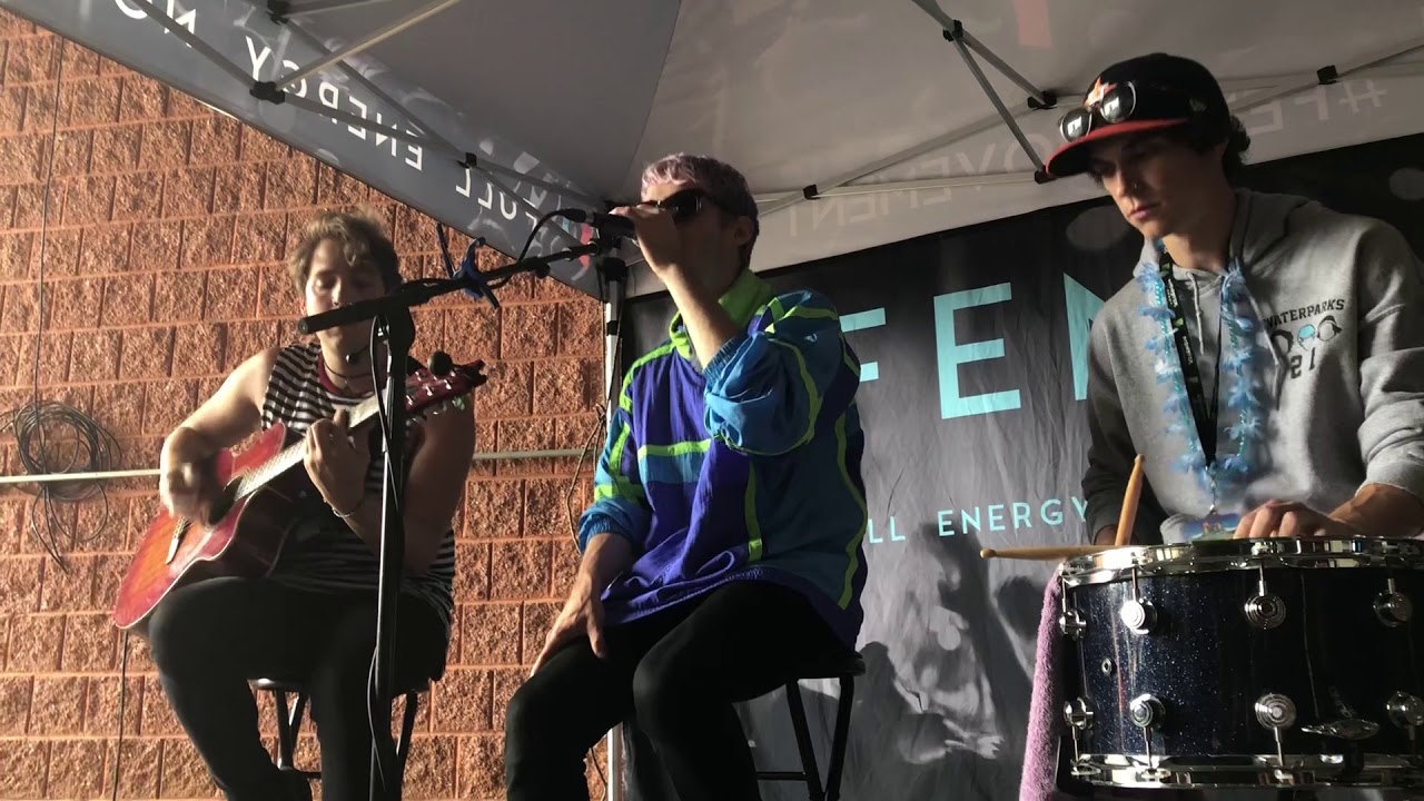Waterparks acoustic - Peach lobotomy (Warped Tour 2018)