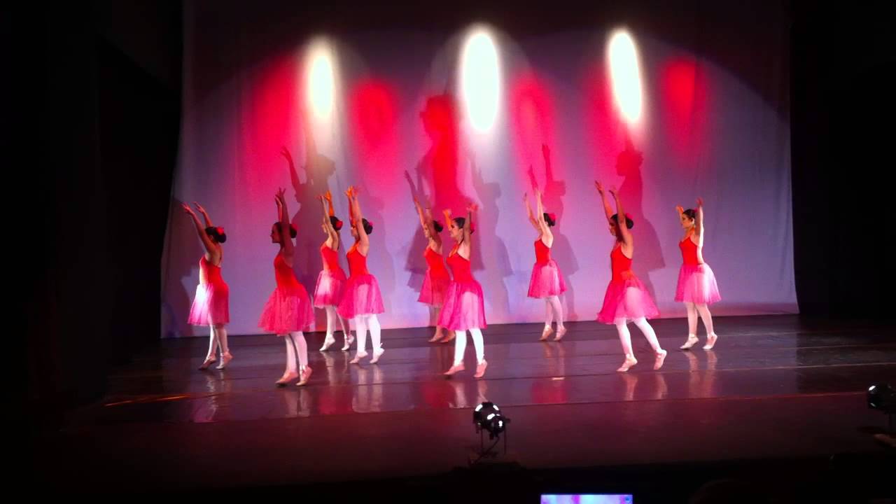 RIVER FLOWS IN YOU (Yiruma) - Academia Superior de Danza