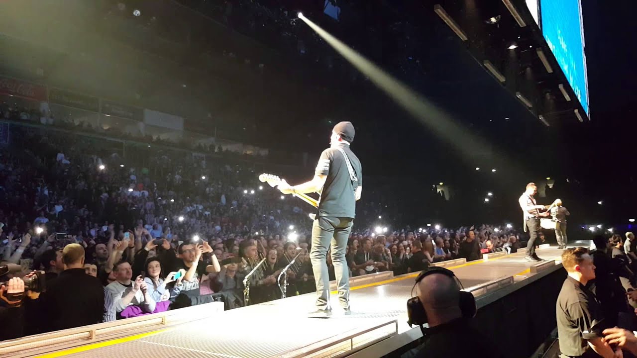 U2 - Sunday Bloody Sunday - Belfast 19/11/15