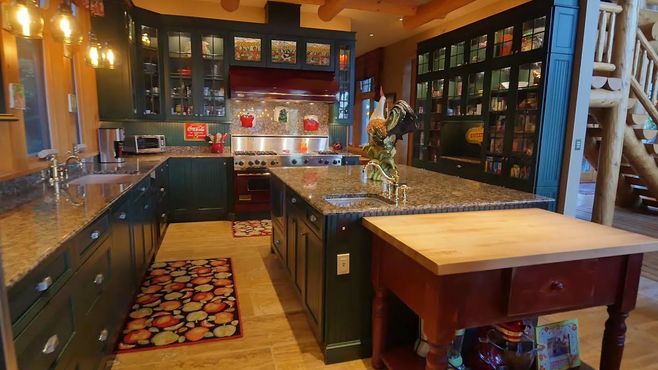 N1921 Loramoor Drive, Lake Geneva