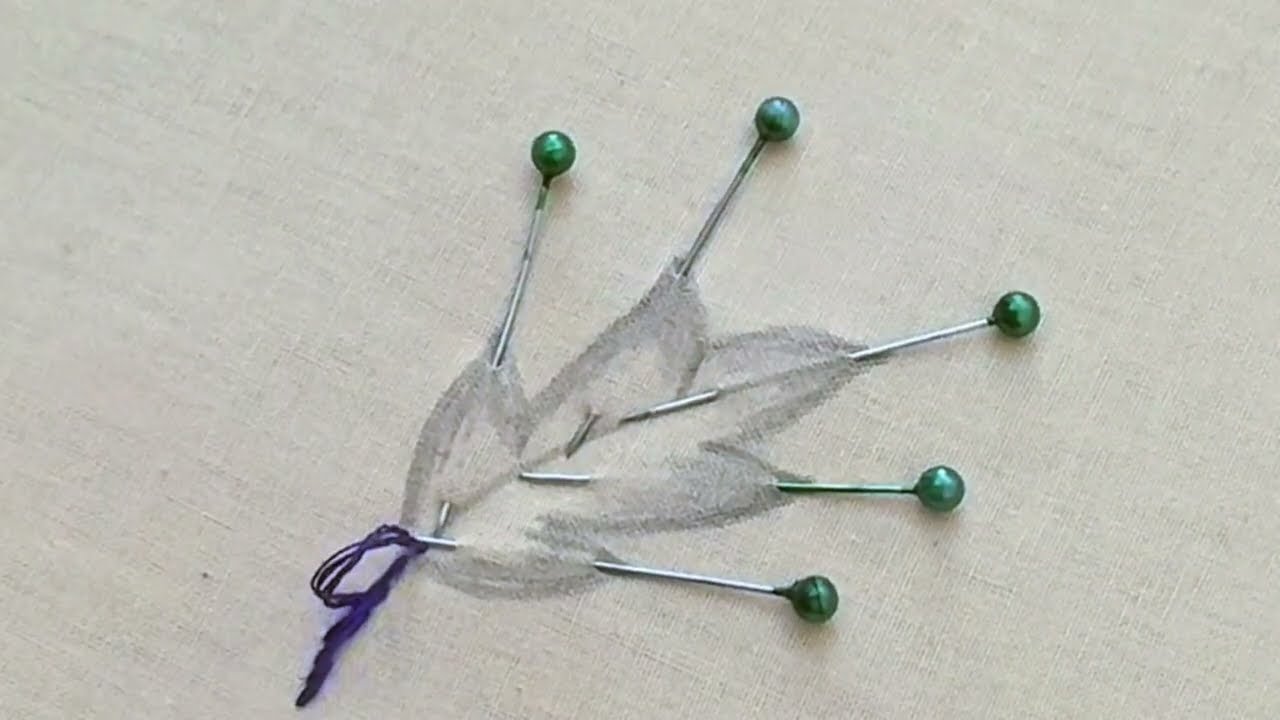 Two Fresh Stitches for Beautiful leaf Embroidery For Beginners/ Embroidery Designs for Beginners
