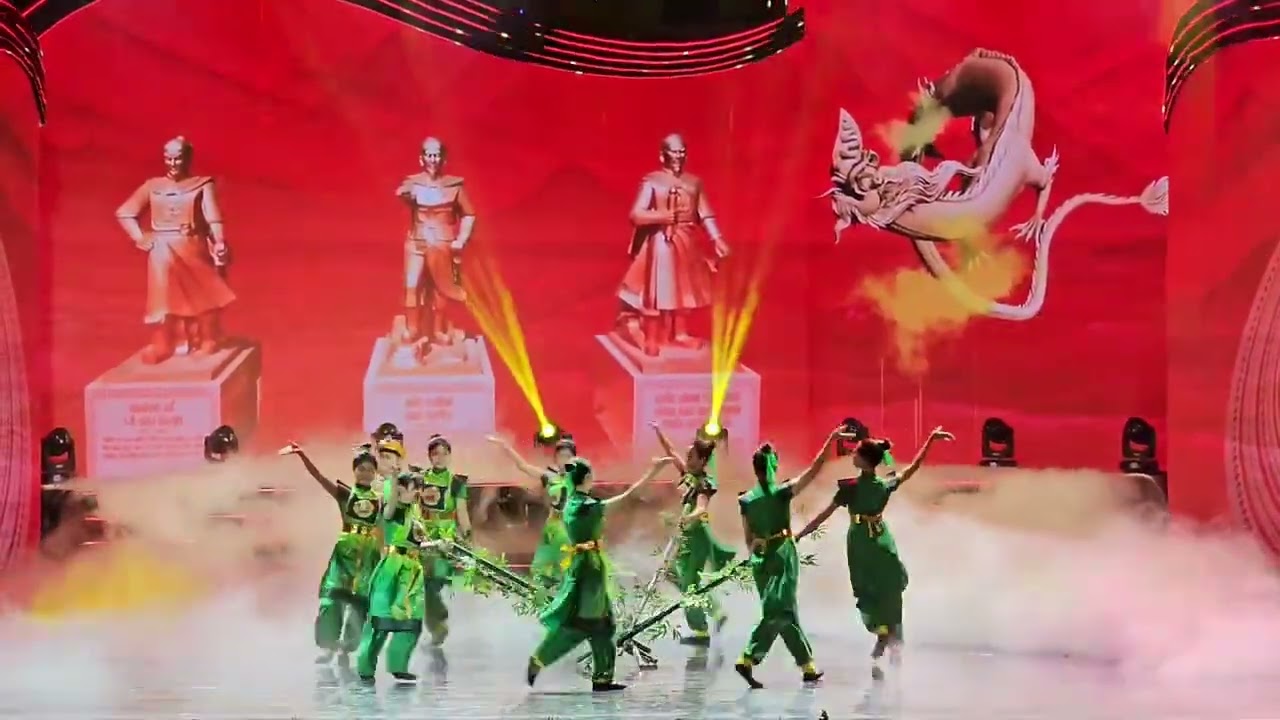 Đất Việt tiếng vọng ngàn đời- Hào khí VN :, Đức Hải & CLB STT