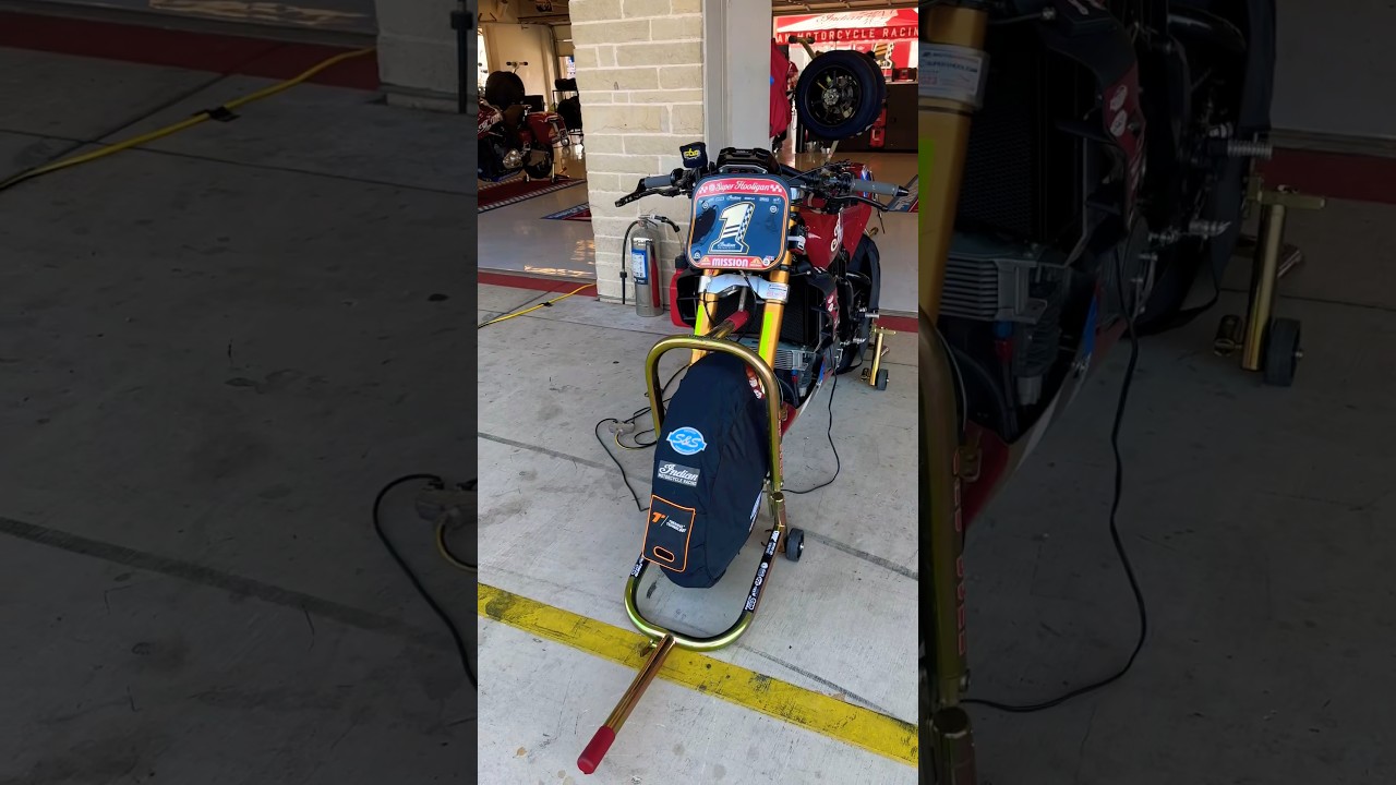 Indian Super Hooligan #indainbike #bikes #motoamerica #motorcycle #hooligan #circuitoftheamericas