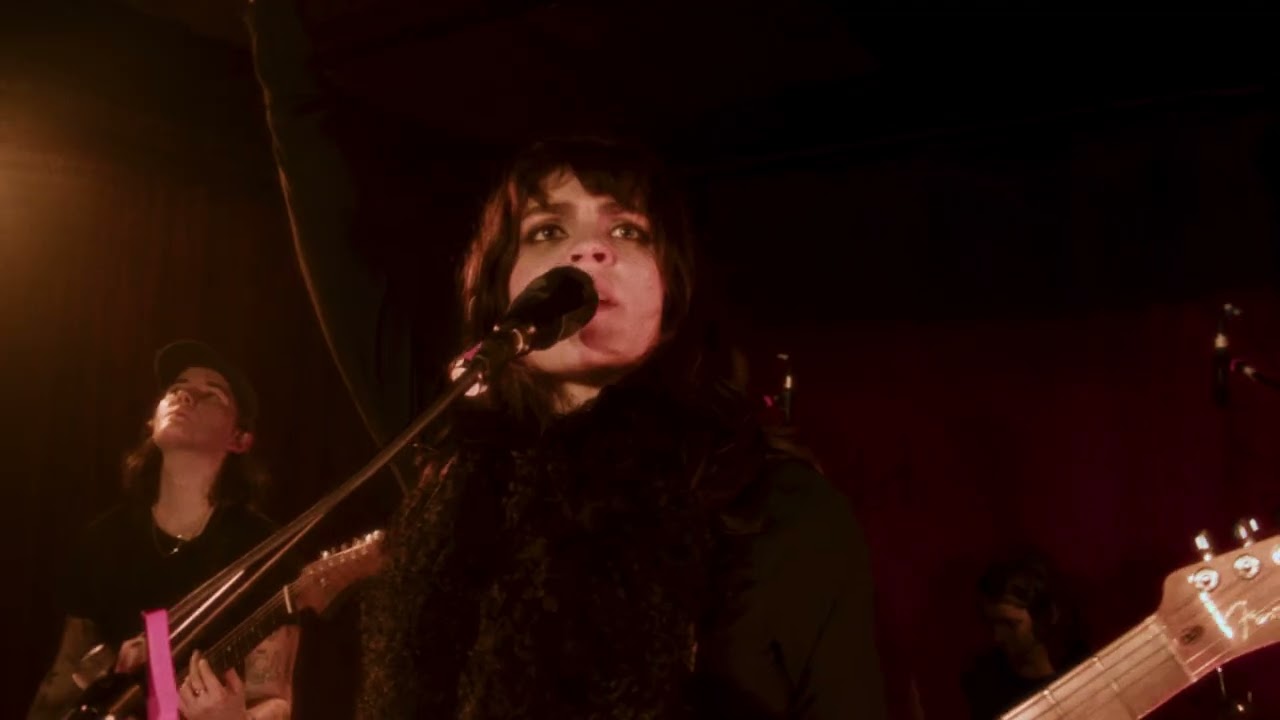 Gretel - Squish Live (Official Video)