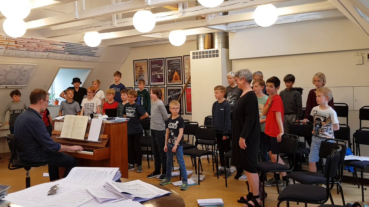 Lacrimosa Skt. Clemens Drengekor - Sopranos