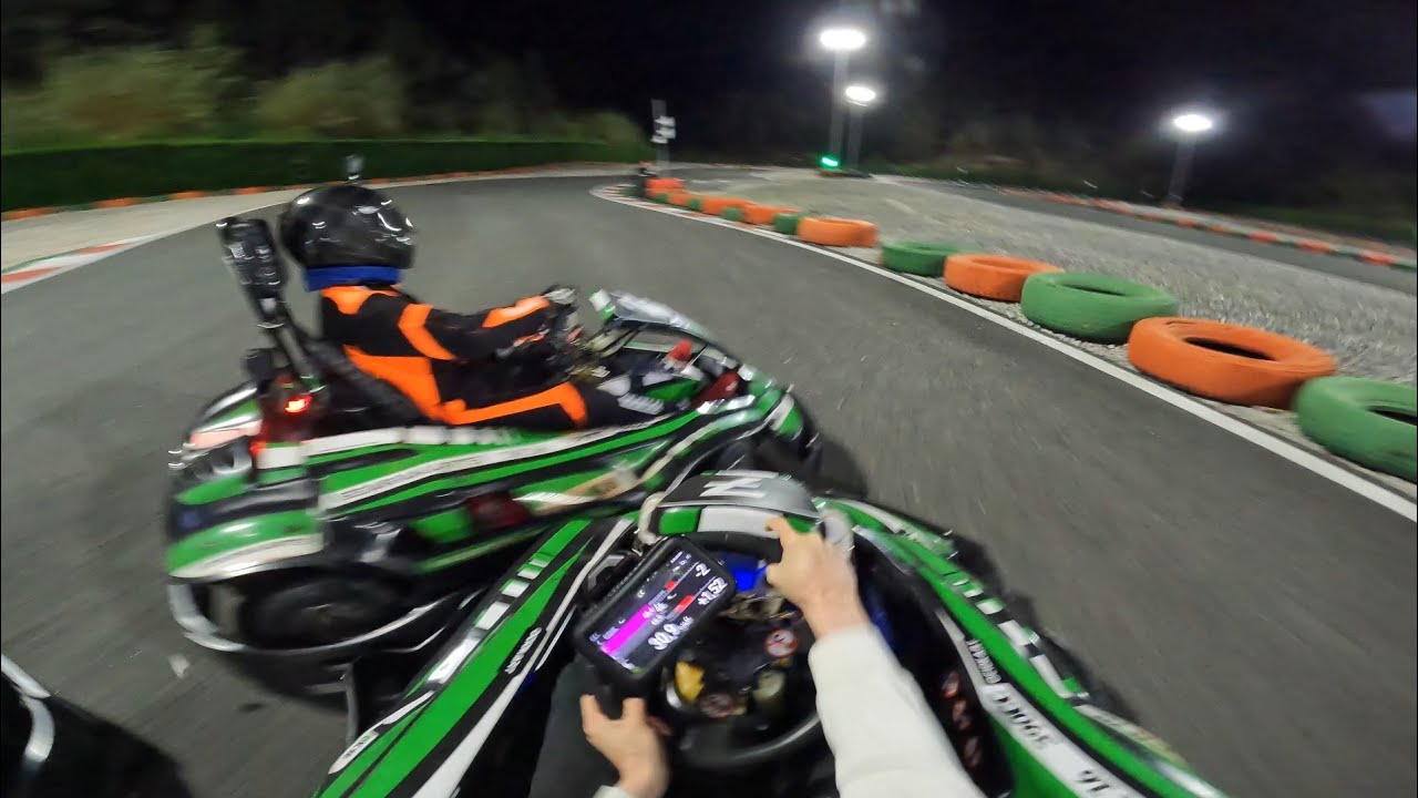 Karting Gueñes OcioKart Estrenando Iluminación con accidente Clasificación P2 Carrera P8 