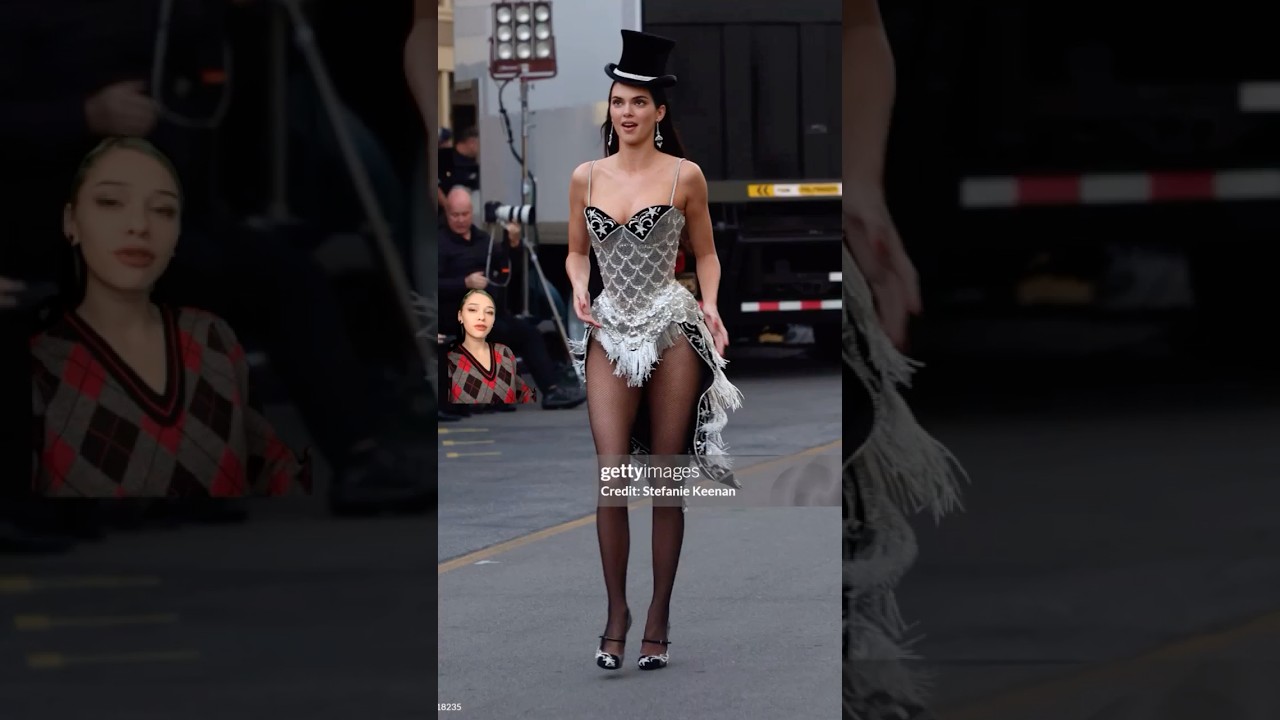 Why is she wearing that look?#fashionreview #fashion #vogueworld #review #reaction