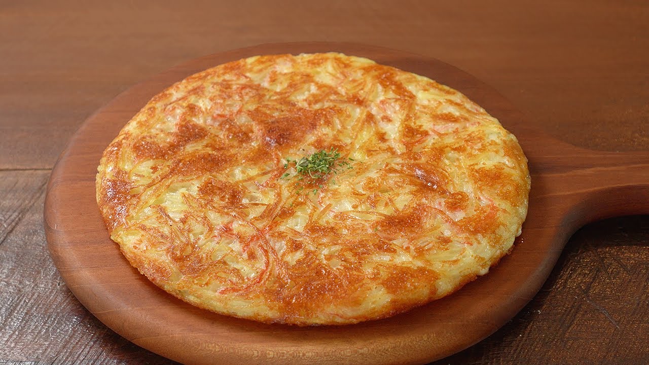 Очень простой и необычный рецепт блинов с сыром и картофелем :: Легкий рецепт картофельных блинов