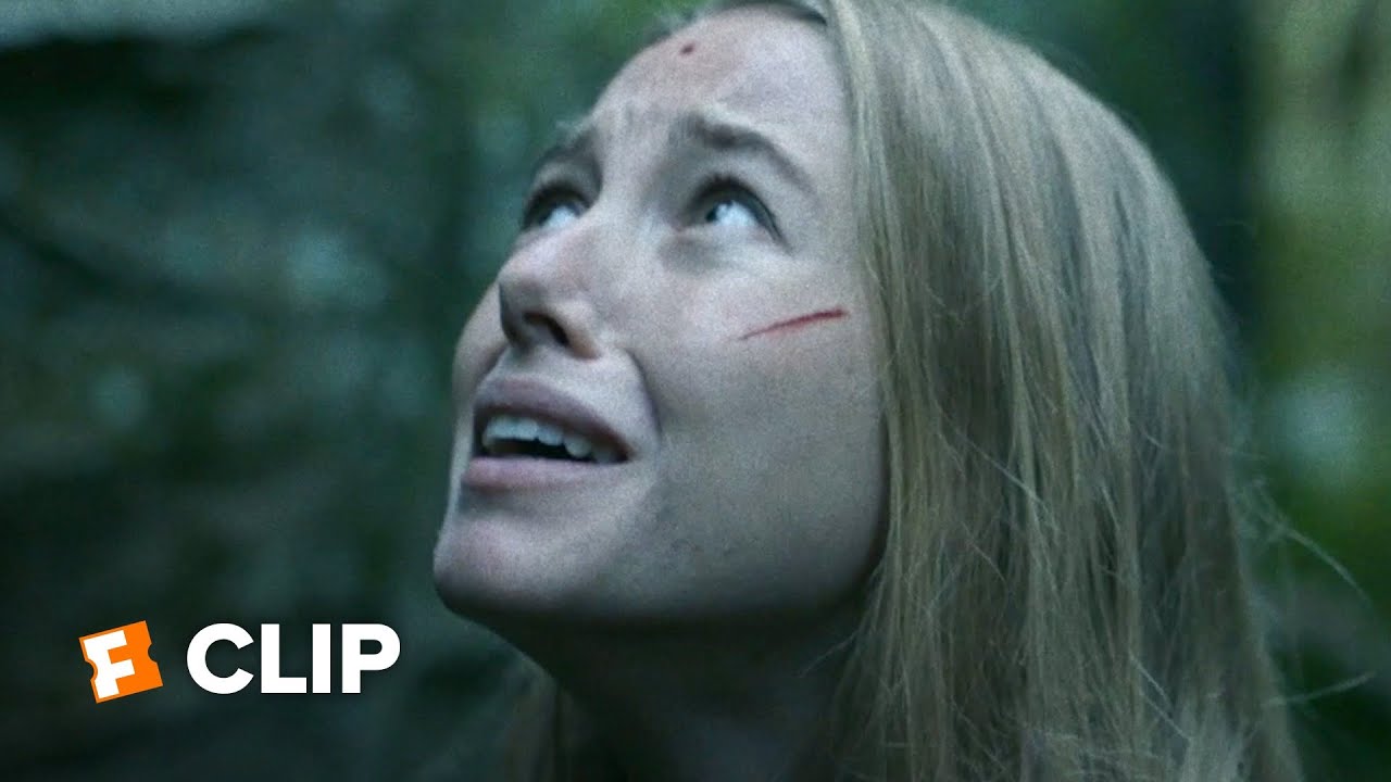 Wrong Turn Exclusive Movie Clip - Hiding in Rocks (2021) | FandangoNOW Extras
