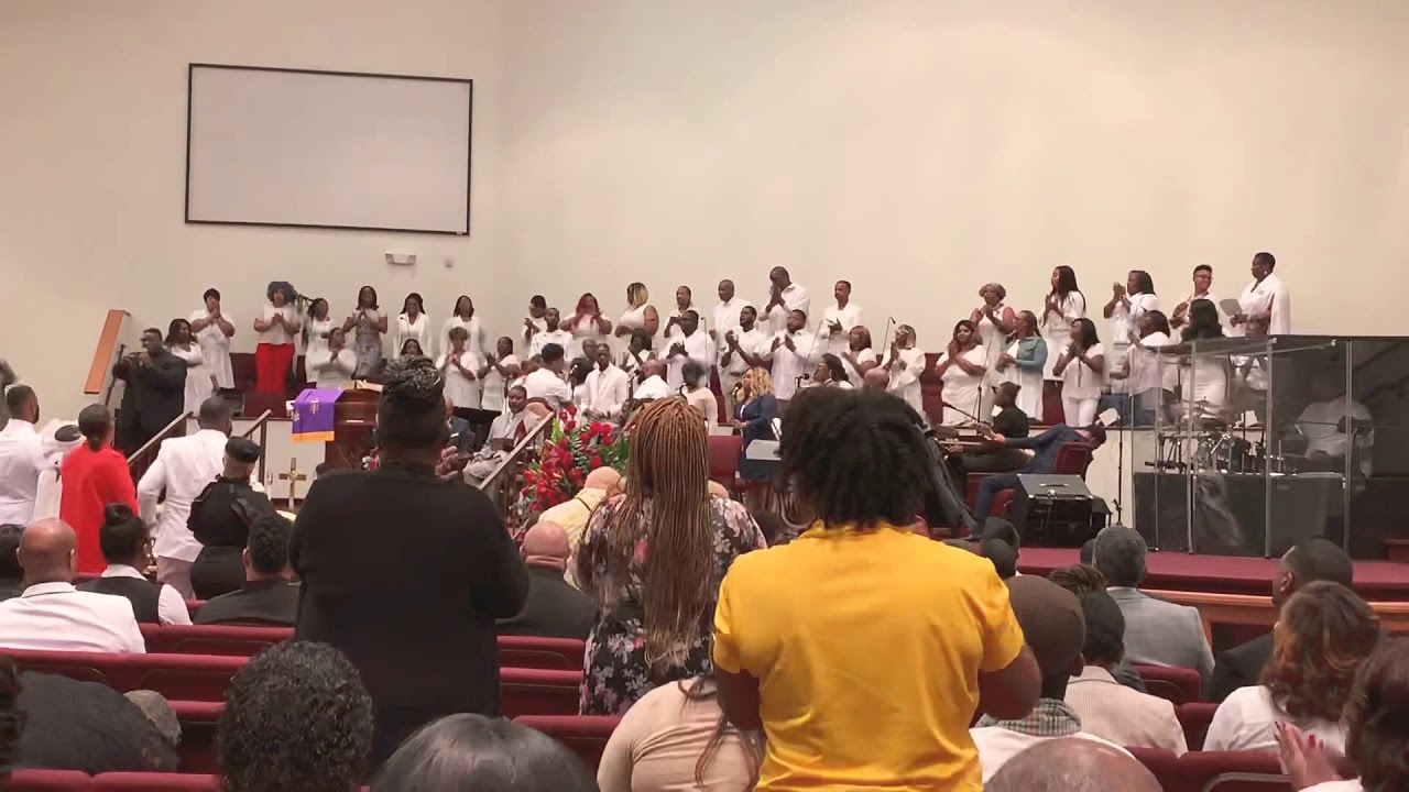 “He’ll Welcome Me - Houston’s 5th Sunday Choir w/ Min. Wallace Grant II