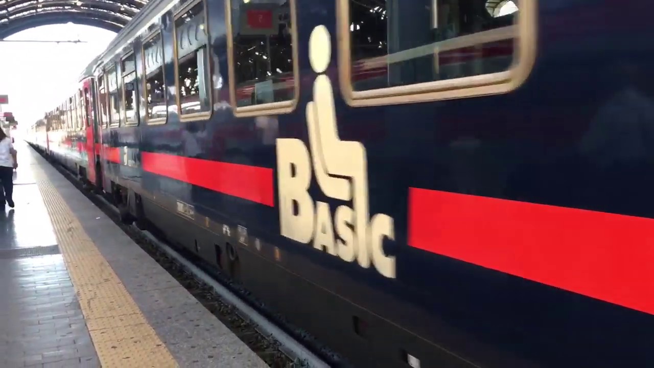 Mit dem Nachtzug ICN 35725 von Milano nach Lecce