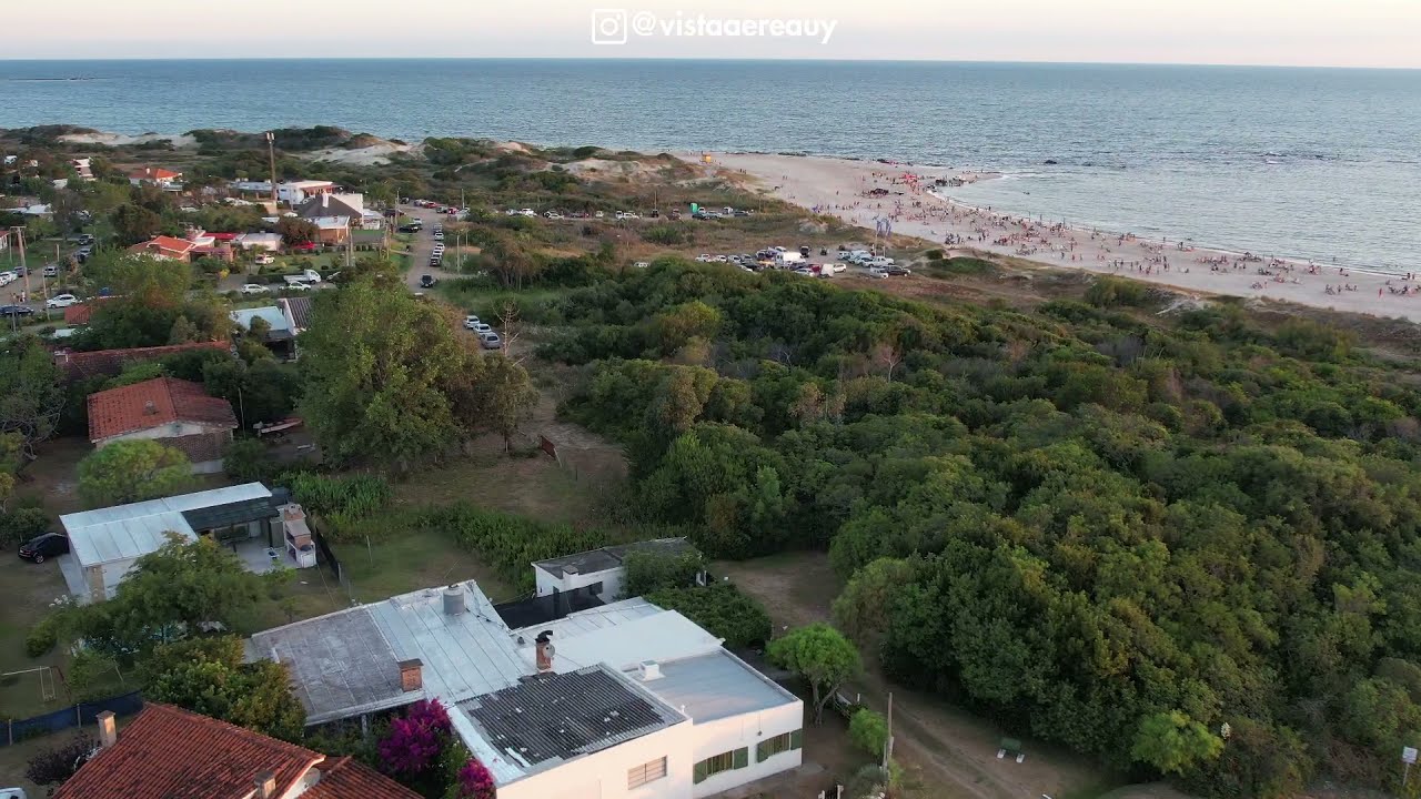 Isla La Tuna-Canelones*©Vista Aérea Uy