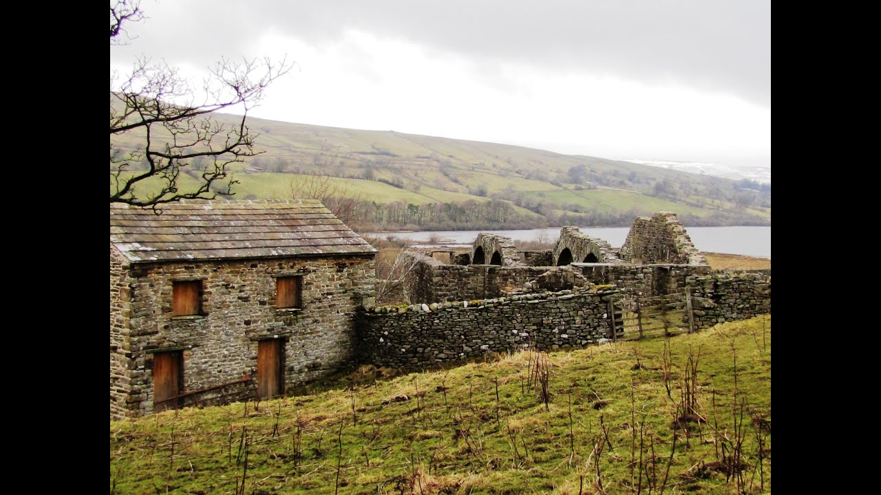 Yorkshire Dales Country Walk - Wensleydale - Bainbridge-Roman Road-Marsett-Semer Water round