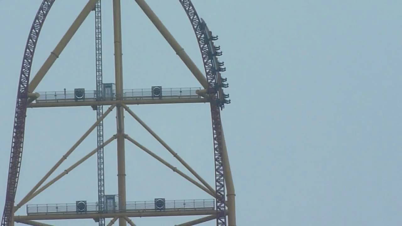 Top Thrill Dragster - Rain Rollback