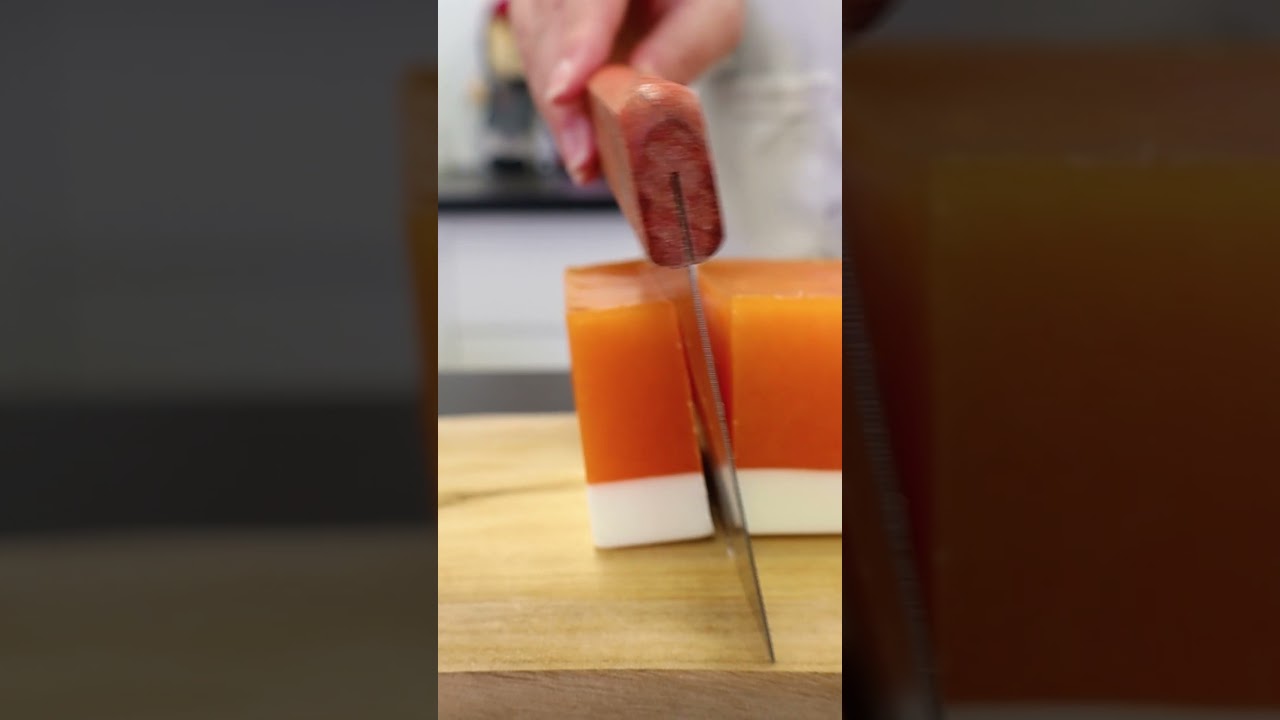 Быстро научитесь создавать куски мыла методом &laquo;расплавь и залей&raquo;