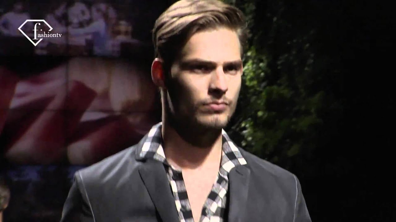 fashiontv | FTV.com - MILAN MEN S/S 2011 - THE D&G SHOW