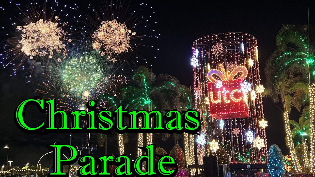 🎅🎄 Sarasota's Spectacular Christmas Parade | Santa's Grand Arrival & Fireworks Show! 🎆✨