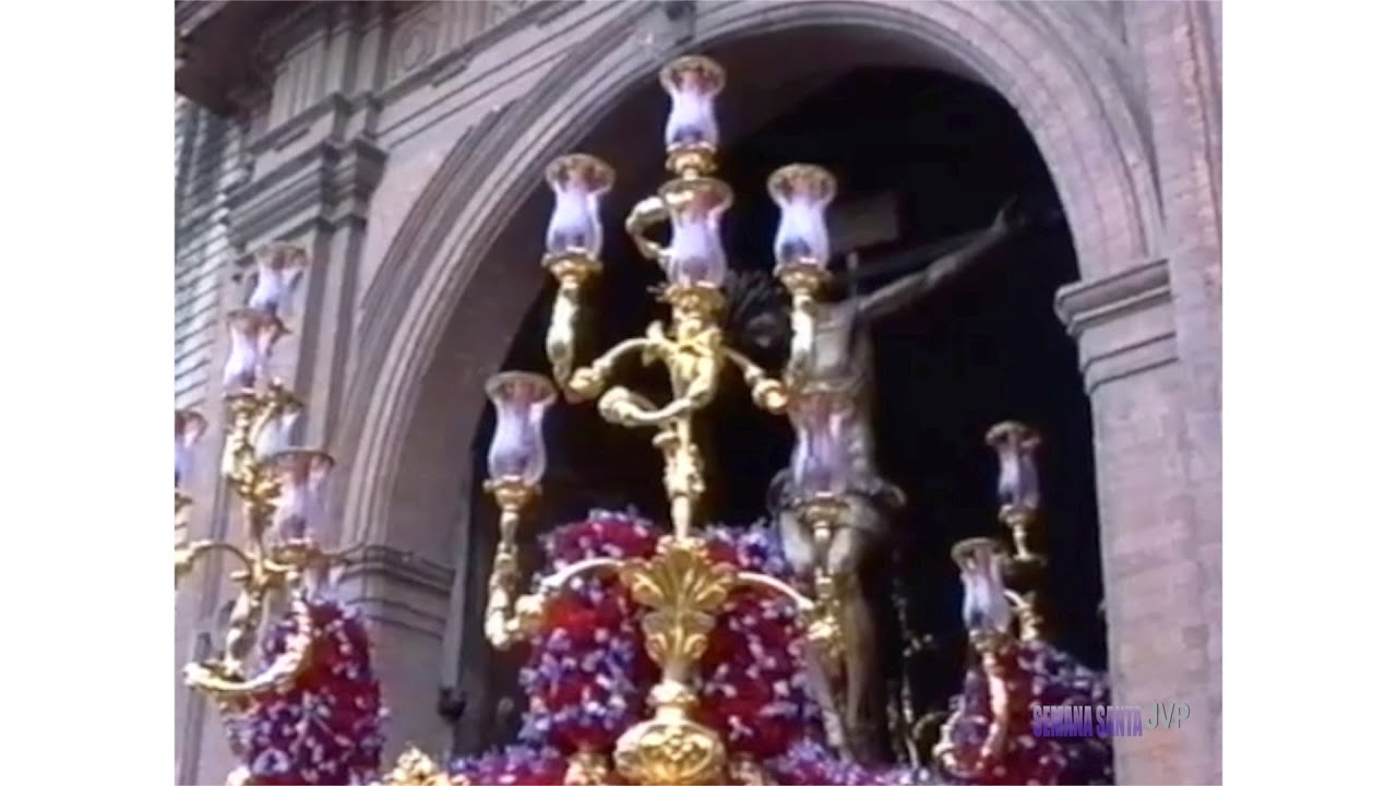 Imágenes de archivo,Salida Cristo de la Salud de San Bernardo. Semana Santa de Sevilla de 1991