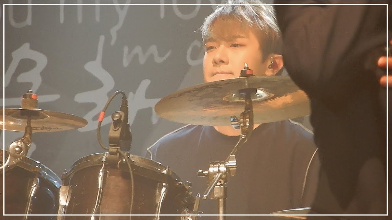 (261017 FTISLAND LIVE [X] IN AMSTERDAM) THE NIGHT : MINHWAN FOCUS