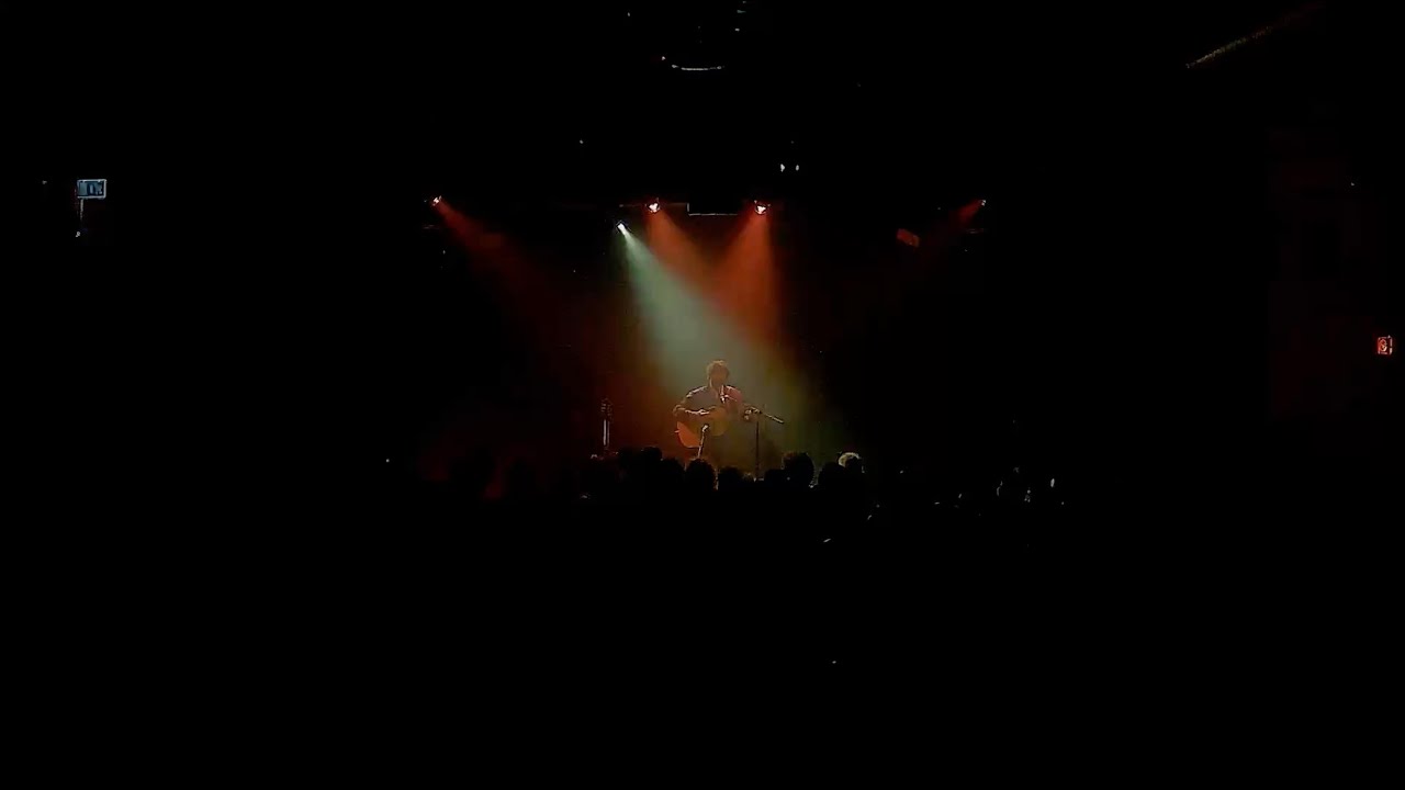 IOSONOUNCANE | In concerto  - chitarra, voce