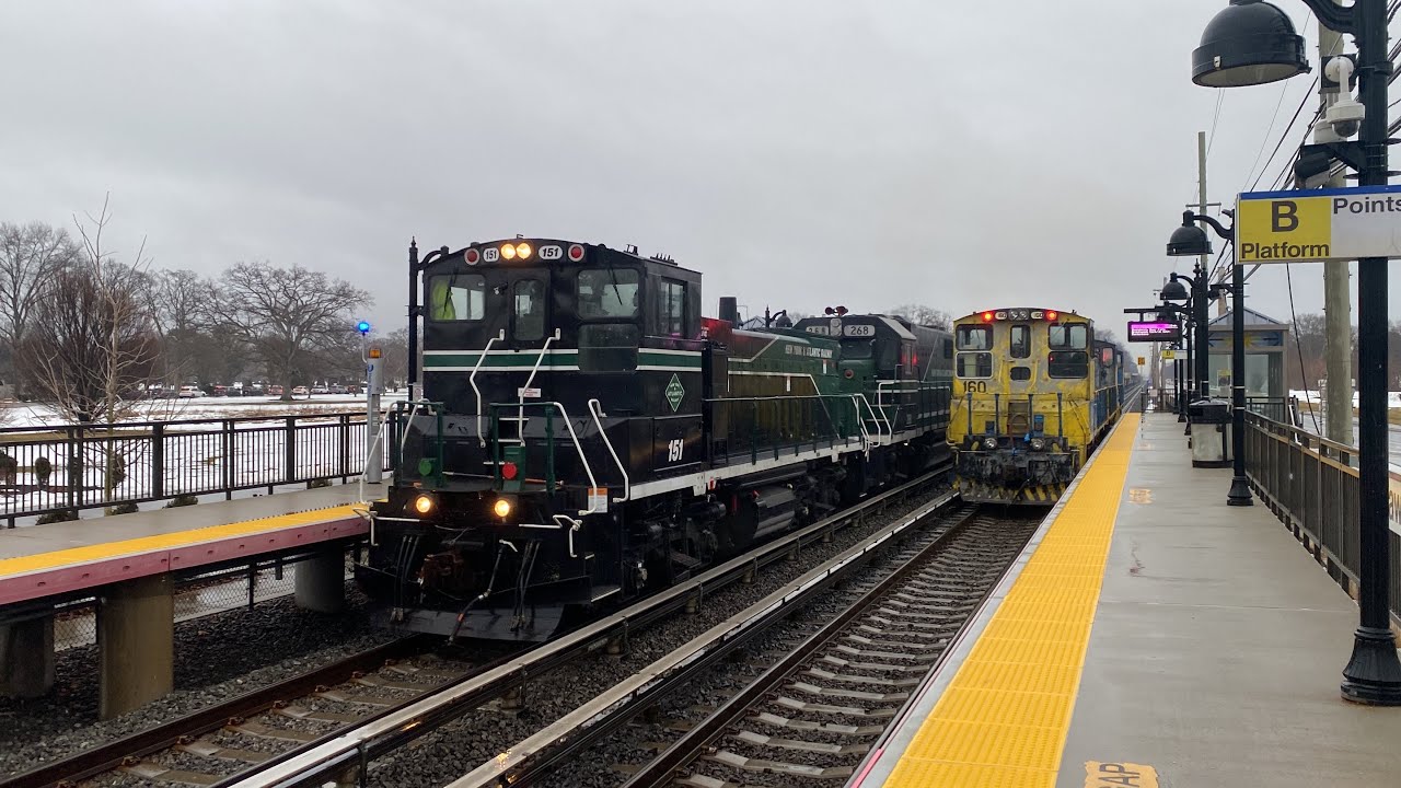 New York Atlantic Railway RS71 meets LIRR lite power to Brentwood at Pinelawn!