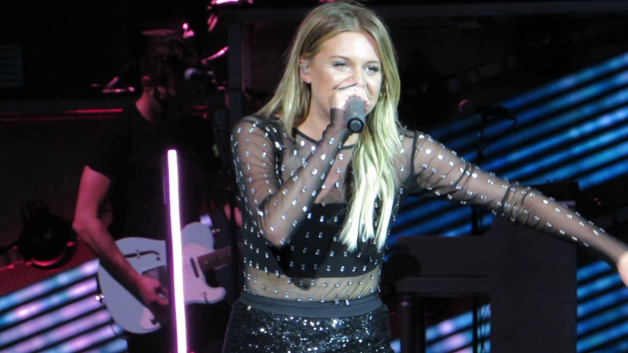 Kelsea Ballerini 