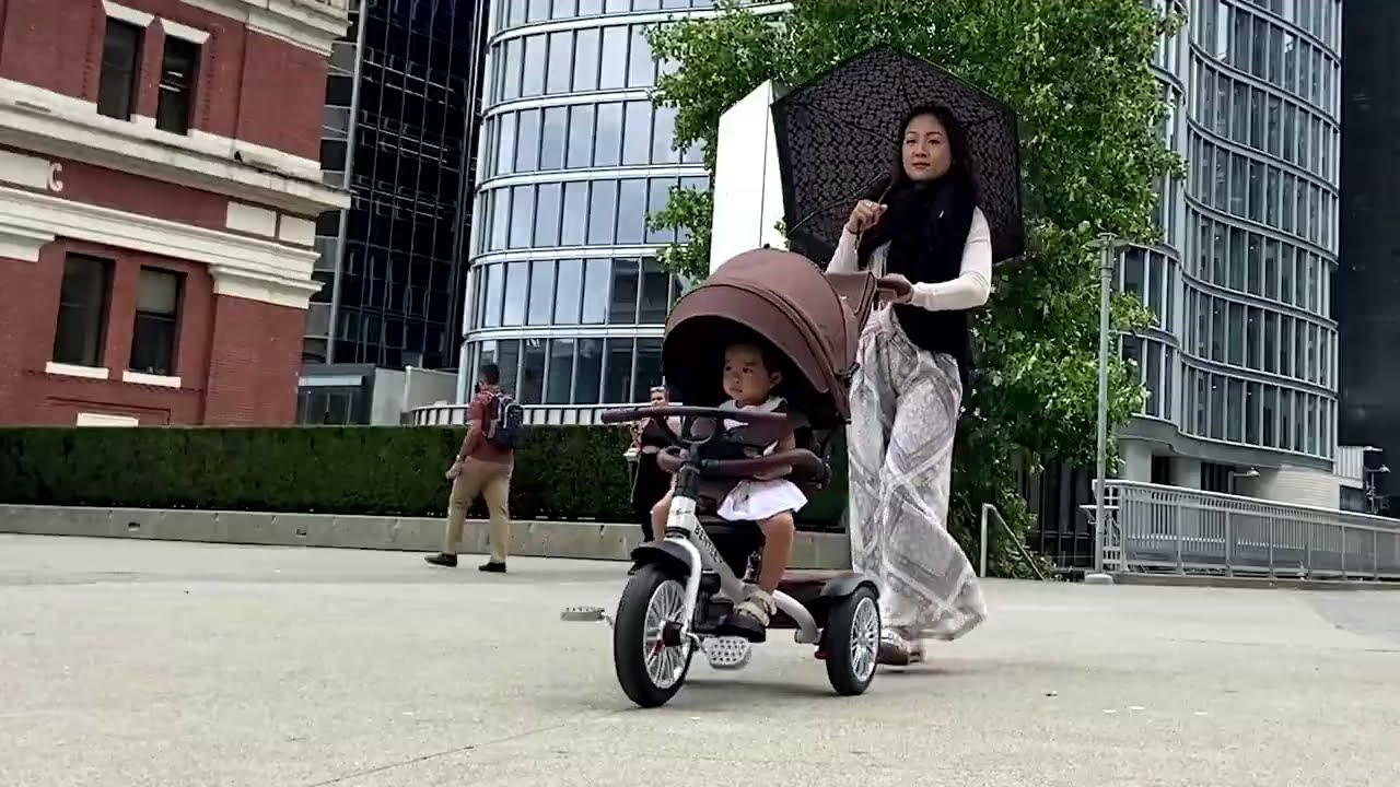 Sunny Days with Mom: Bentley Trike Adventures Under the Sun!