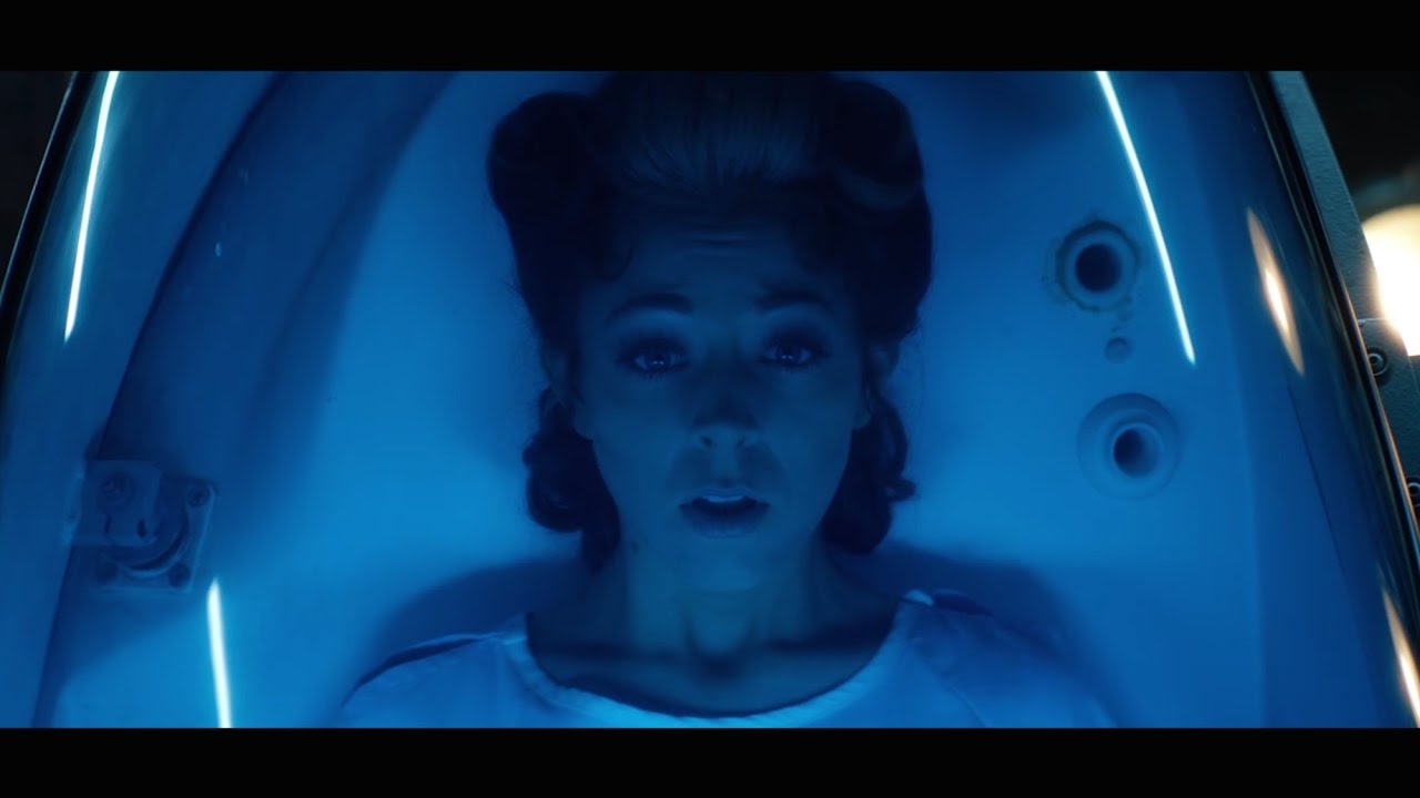 Lindsey Stirling - Love's Just A Feeling (ft. Rooty) [Official Video]