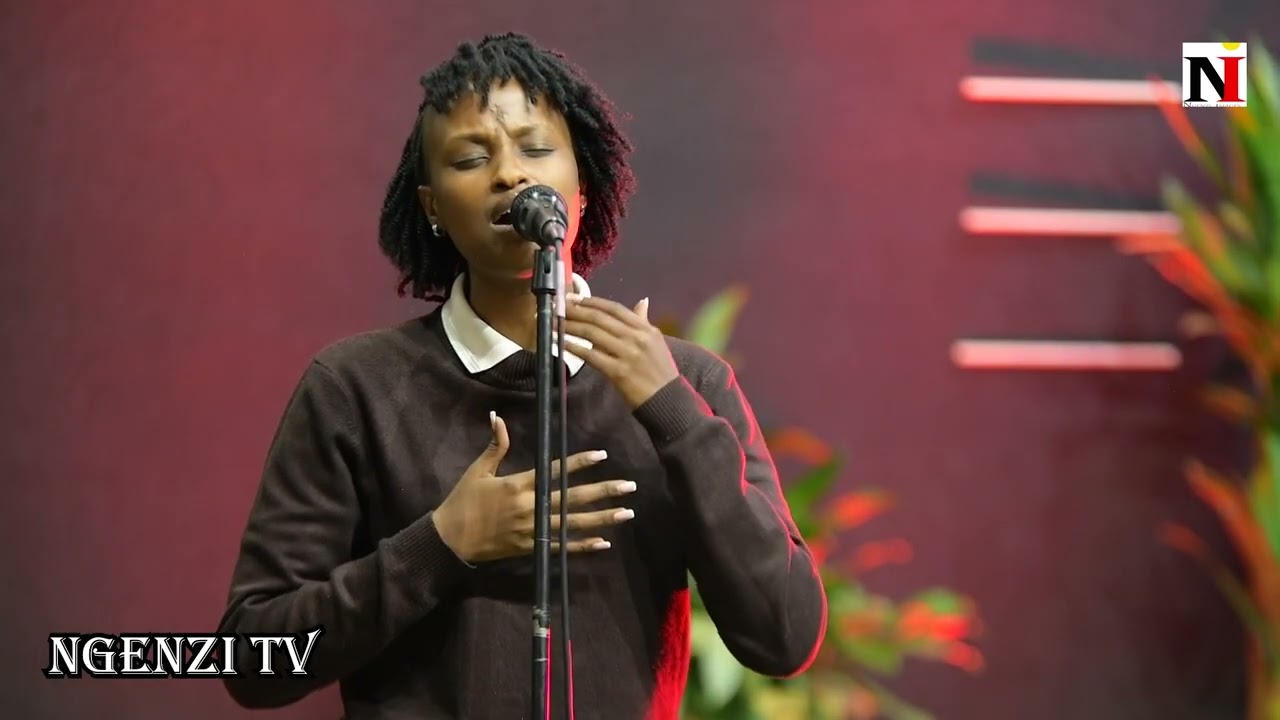 ❤️Worship Session🔥UMURAMYI SYLVIE🎤KURAMYA IMANA N'UMUTIMA WOSE 🎹 🙌TURANEZEREWE🎹