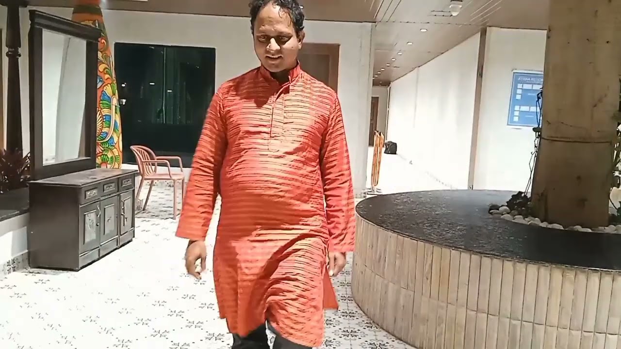  చిత్రమైన పక్కన No:4