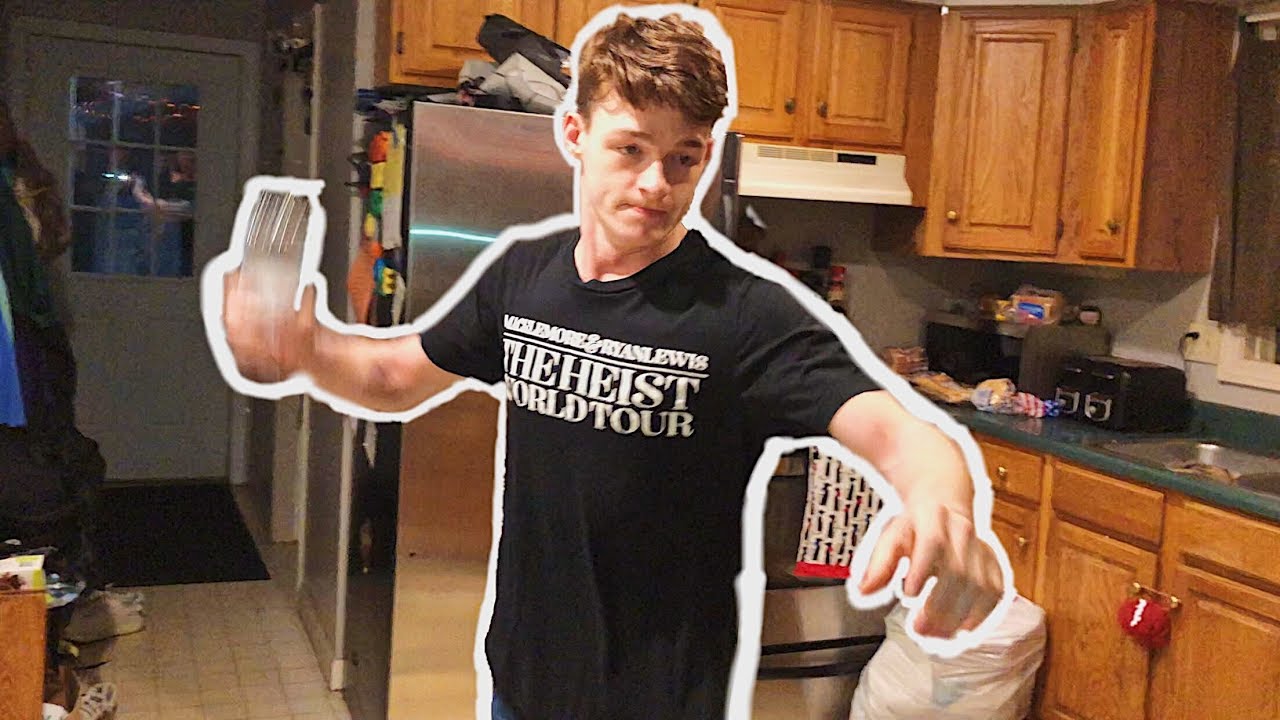 NERD FREAKS OUT OVER STAR WARS!!!!