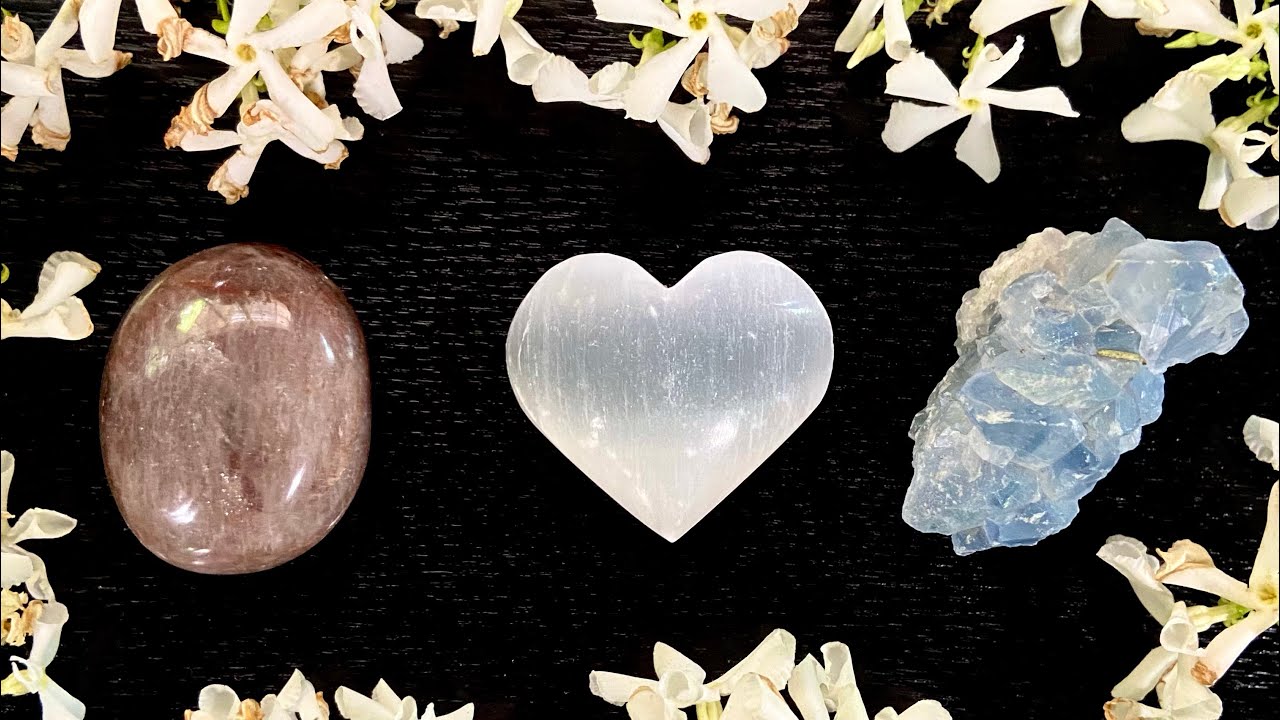😴🥰Who’s Dreaming Of You & What Do They Want To Say? 💞Pick A Card💞 LOVE READING❤️