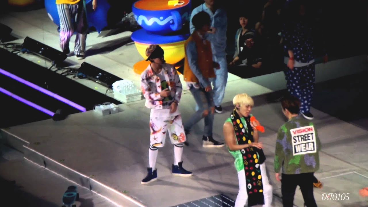 [Fancam] 140511 샤이니 (SHINee) - Kiss Yo