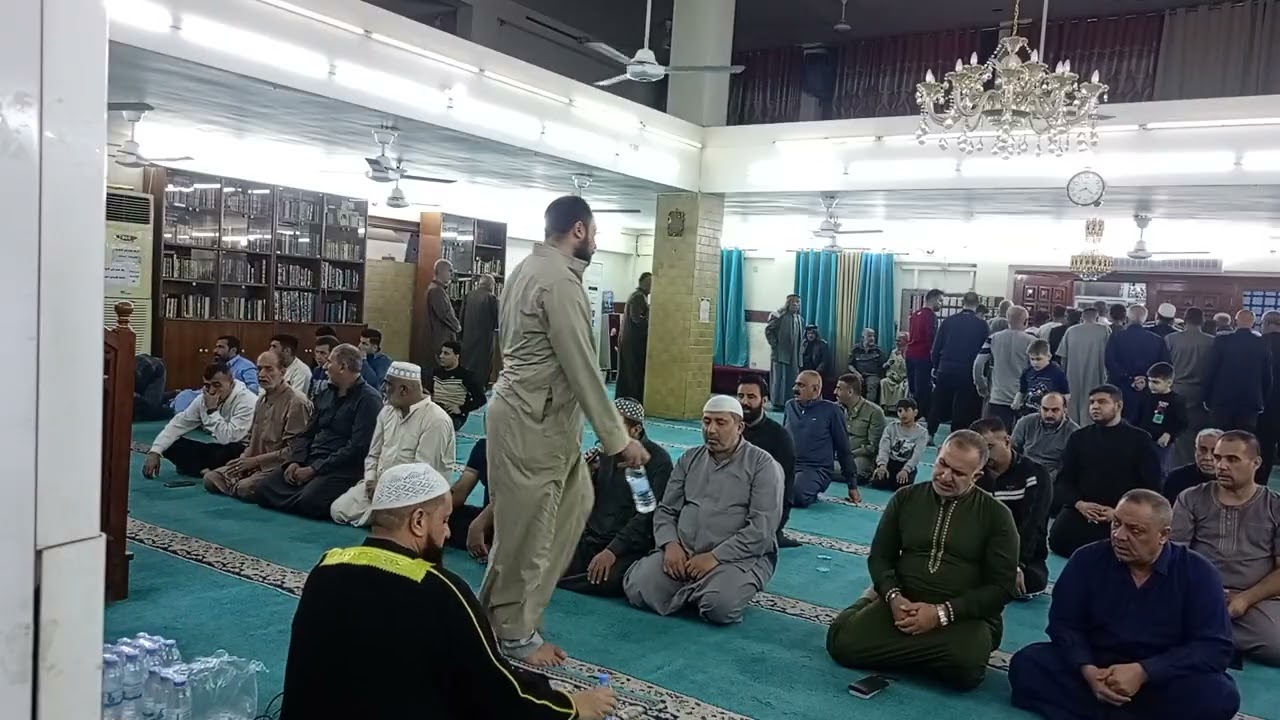 4رقم 23#2#2026 صلاه تراويح في شهر رمضان يوم 6 جامع عرفات كان أمام الصلاةدكتور حيدر هادي العودة رفاعي