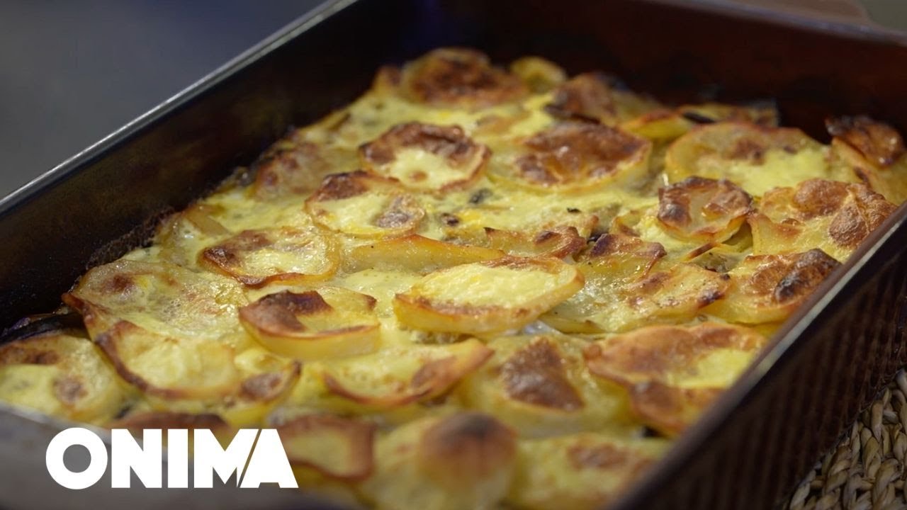 Receta e Olës: Musakë me patate dhe patlixhana