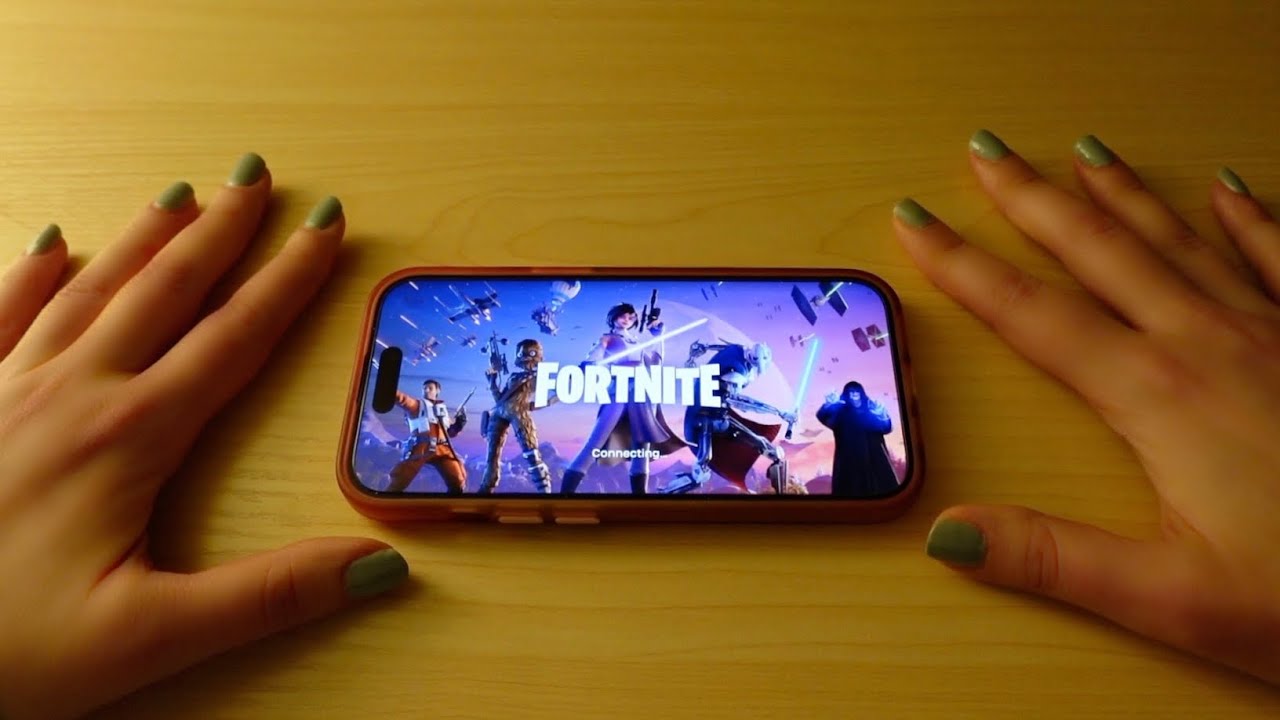 ASMR Playing Fortnite + gum chewing