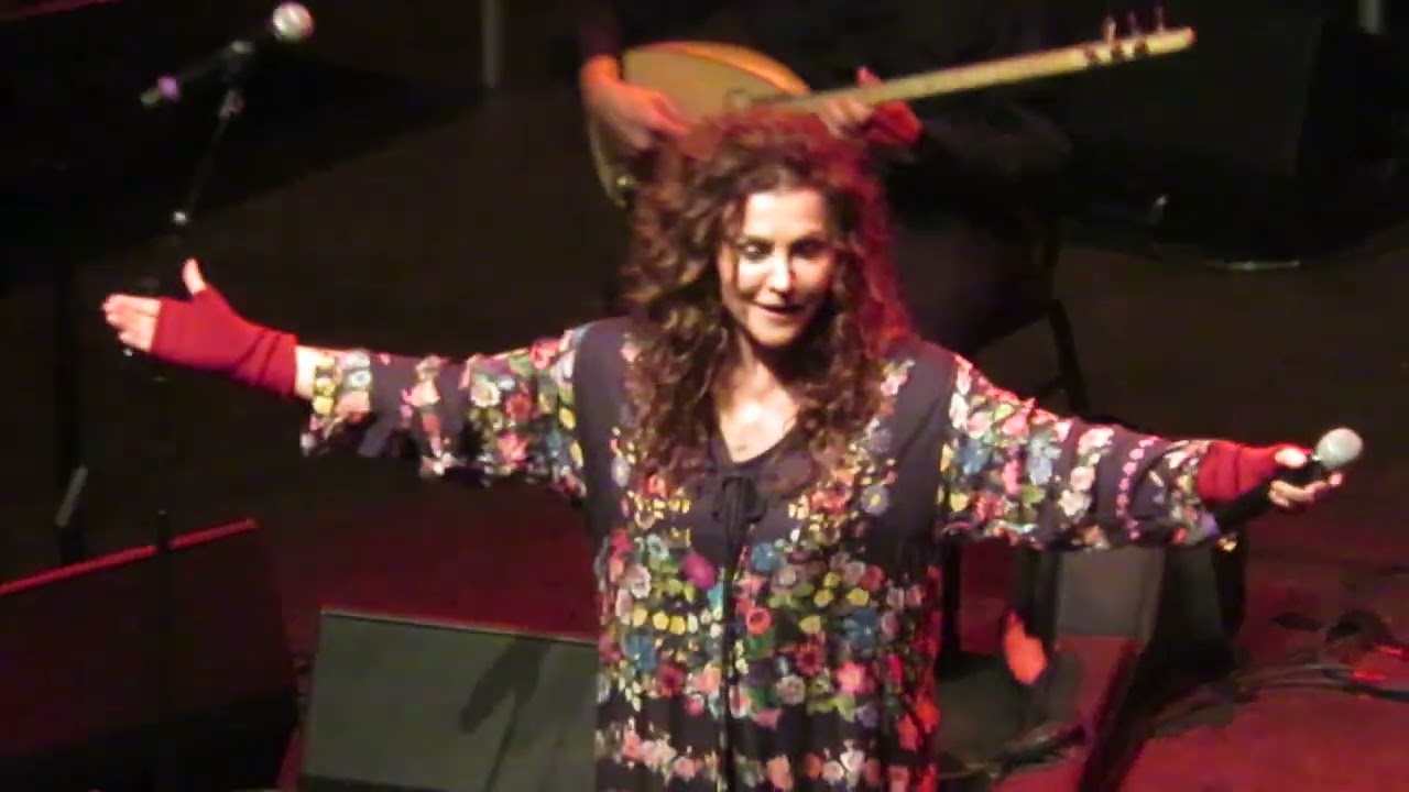 Serenad Bağcan - Yiğidim Aslanım Burda Yatıyor @ Muziekgebouw Eindhoven - 24