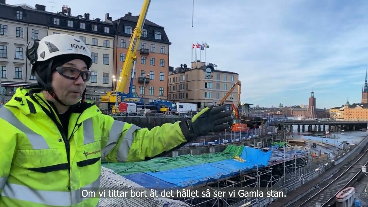Restaurang och kafé från 1700-talet på Södermalmstorg i Slussen